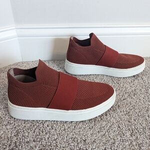 Eileen Fisher Pari Knit Slip On Platform Shoe - Deep Red - sz 7.5